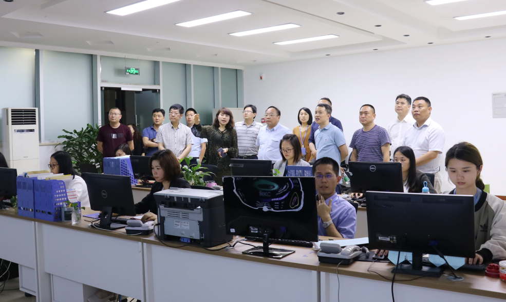 江西省药监局局长上官新晨一行考察调研J9集团药