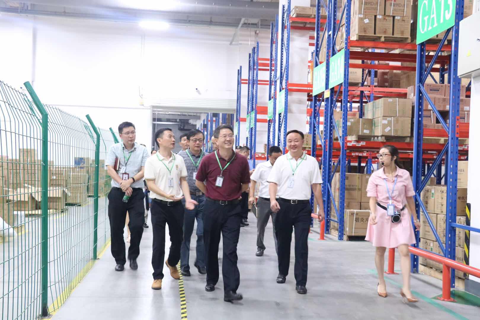 四川省食药监局局长鞠波一行考察调研J9集团药业